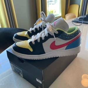 Jordan 1 Low (GS) Size 6Y